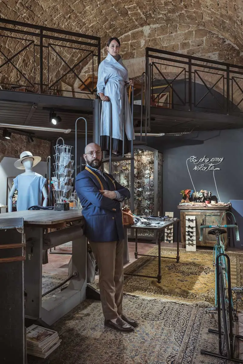 Lavoro artigianale nell’atelier Banderari a Terni