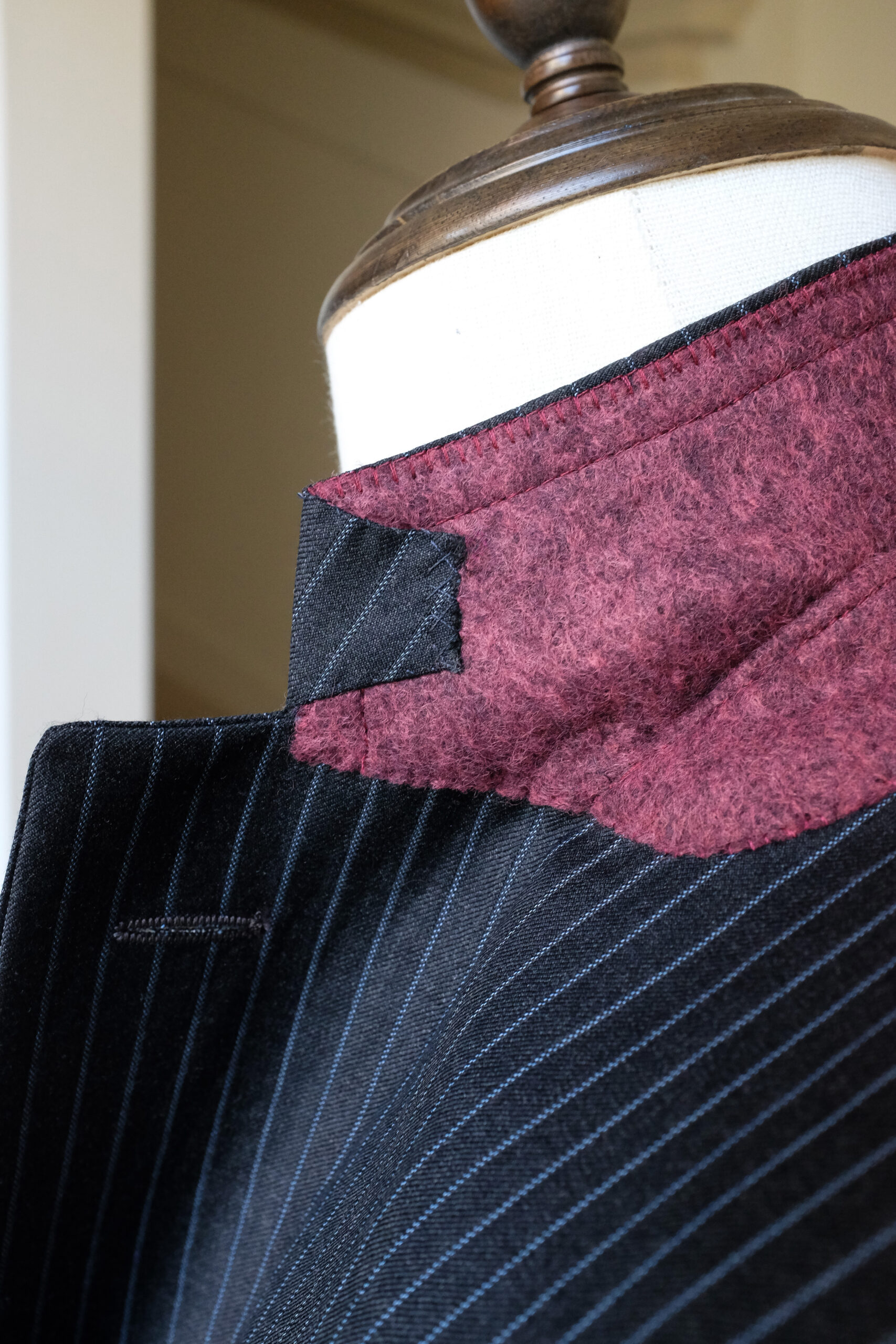 Abito gessato blu Scabal The Royal su misura per Andrea Iosa