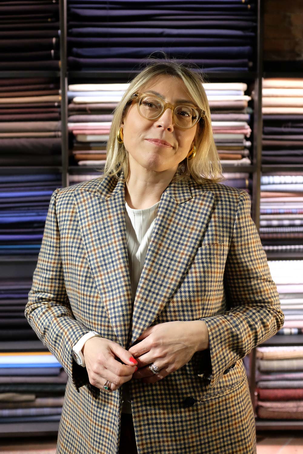 Eleonora Manni in un ritratto editoriale Banderari