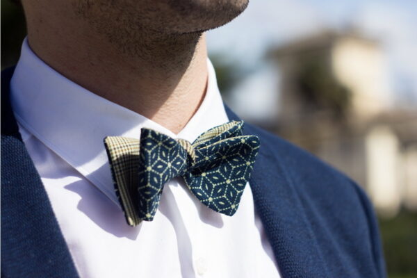 Tailoring bow tie for men - Japanese silk made from a vintage blue and green geometric patterned kimono 100% Made in Italy