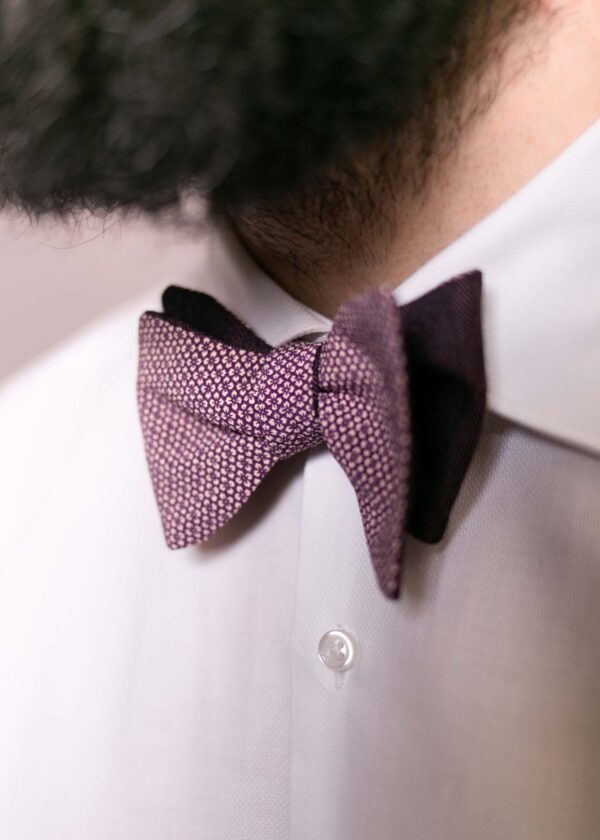 Tailoring bow tie for men - Japanese silk made from a vintage purple floral micro-pattern kimono 100% Made in Italy