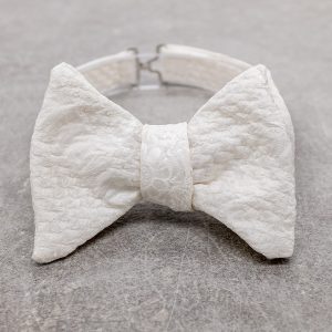 Tailored bow tie for men to tie - Japanese silk made from a white floral vintage kimono - Bow tie 100% Made in Italy dress code white tie perfect for the tailcoat