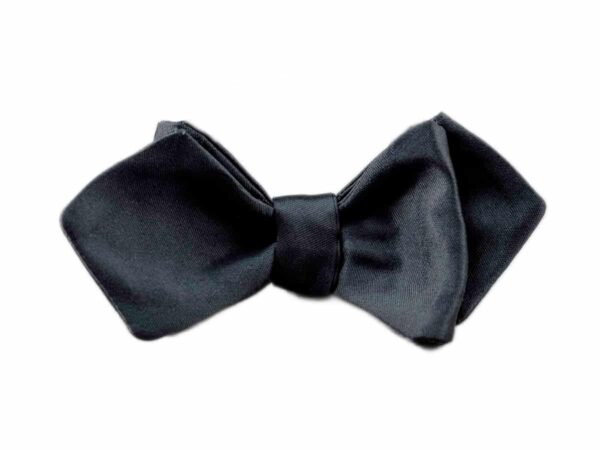 Diamond-shaped bow tie - Silk mikado black - Elegant bow tie 100% Made in Italy ideal for groom with tuxedo