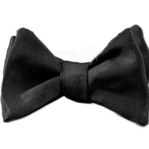 Tailored bow tie for men - Mikado black silk - Elegant bow tie 100% Made in Italy ideal for groom with tuxedo