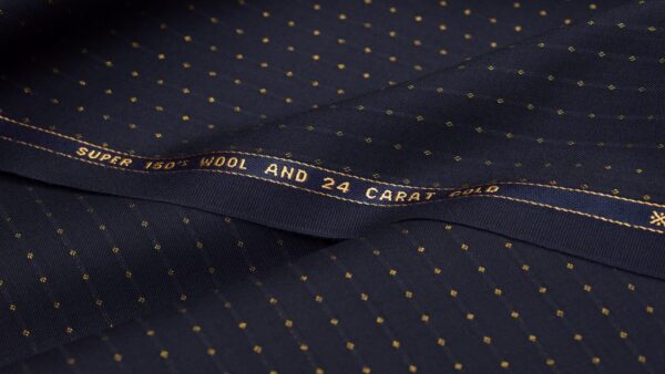 Detail of the blue fabric color fabric used to make the Banderari Stvpor Mvndi bow tie from the Luxus collection.