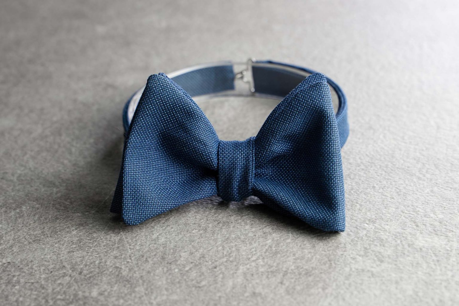 Casanova | Men’s bow tie in Scabal fabric with diamond fragments