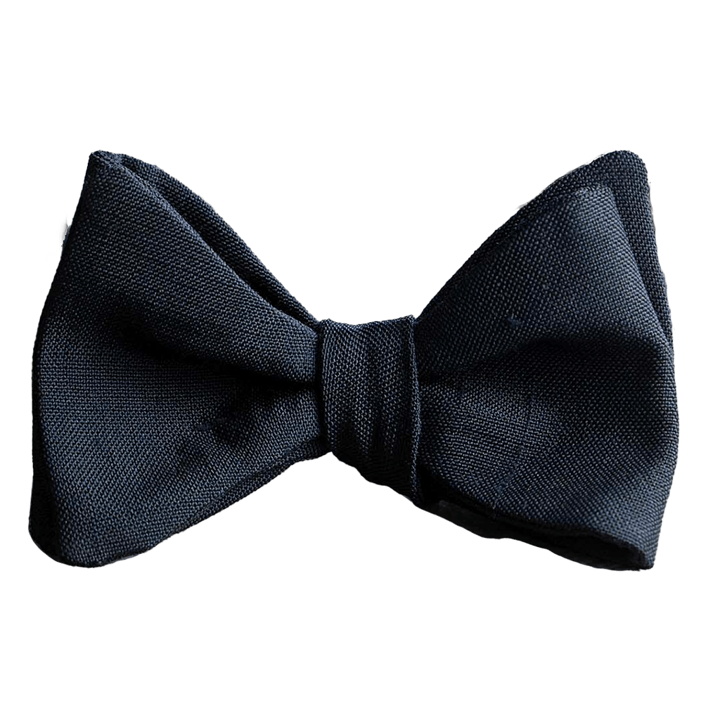 Papillon uomo di lusso in seta Doppione da annodare realizzato in tessuto Scabal. Farfallino uomo da annodare blu scuro da cerimonia elegante