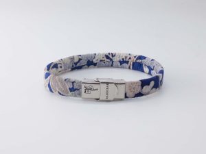 Bracelet B Band Shibusa made with an exclusive Japanese silk blue floral patterned sakura cherry pink