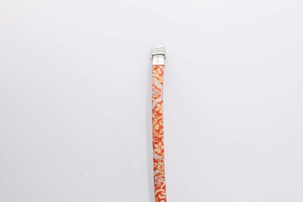 Braccialetto B Band Shibusa realizzato con una esclusiva seta giapponese arancio arabesco floreale senape verde e grigio