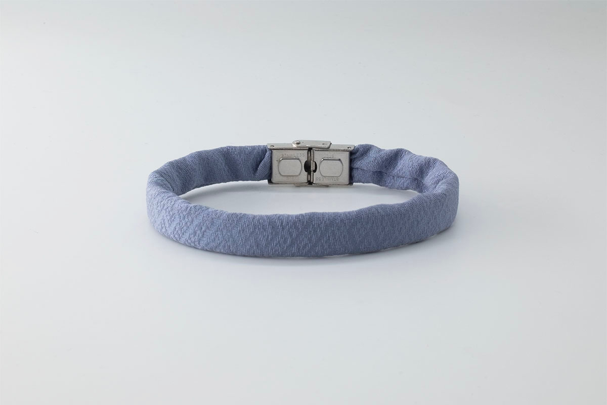 Bracelet B Band Shibusa made with an exclusive Japanese silk blue patterned damask geometric sayagata