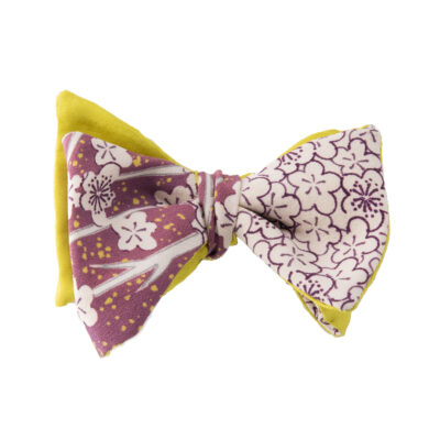 Papillon uomo floreale viola e giallo sartoriale da annodare in seta giapponese ricavata da un kimono vintage. Farfallino sposo da cerimonia originale