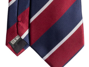 Cravatta regimental rosso blu e bianco in twill di seta tre pieghe realizzata a mano in Italia. Cravatta a strisce 3 pieghe