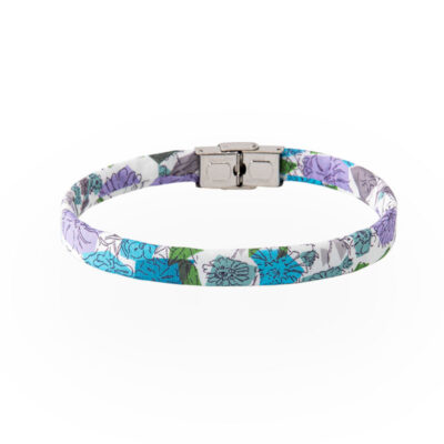 Braccialetto blu in cotone Liberty London Tana Lawn. Bracciali unisex disponibili in una vasta gamma di colori e in un tripudio di fantasie.