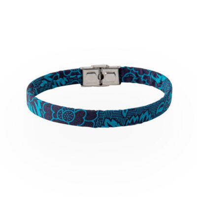 Braccialetto blu petrolio in cotone Liberty London Tana Lawn. Bracciali unisex disponibili in una vasta gamma di colori e in un tripudio di fantasie.