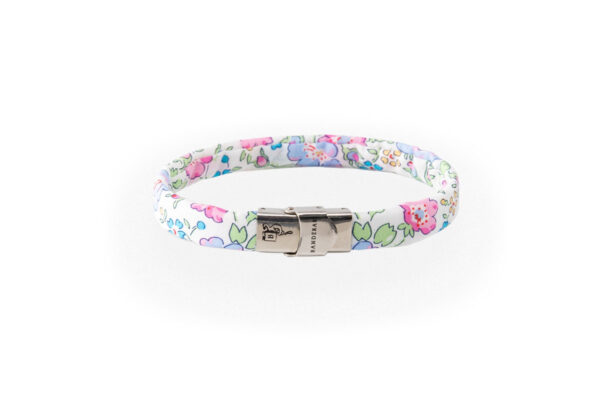 Braccialetto bianco rosa in cotone Liberty London Tana Lawn. Bracciale unisex dalla fantasia floreale colorata e vivace. Bracciale idea regalo per lui o lei