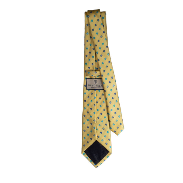 Cravatta giallo micro fantasia azzurro e blu in seta jacquard tre pieghe realizzata a mano in Italia. Cravatta giallo micro fantasia 3 pieghe azzurro