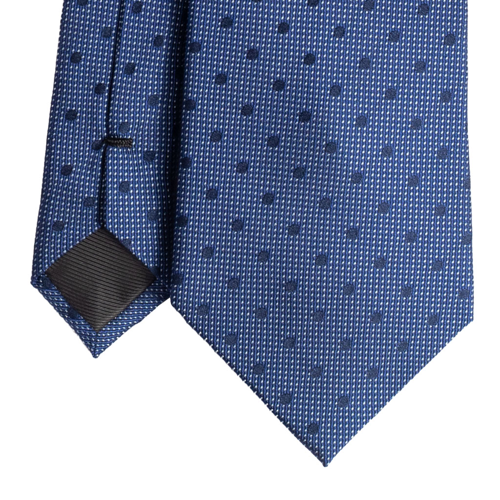 Cravatta pois toni del blu in seta jacquard tre pieghe realizzata a mano in Italia. Elegante cravatta blu fantasia pallini 3 pieghe azzurro