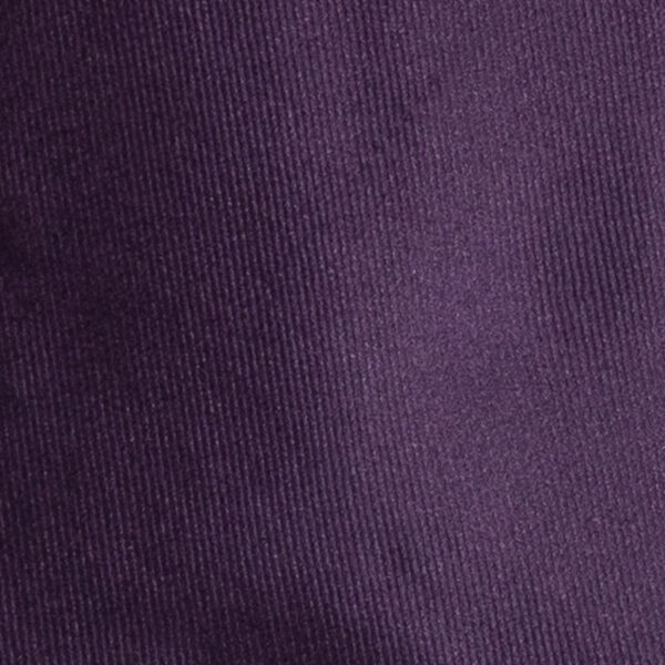 Cravatta unito viola in twill di seta tre pieghe realizzata a mano in Italia. Cravatta unito viola 3 pieghe di alta qualità sartoriale.