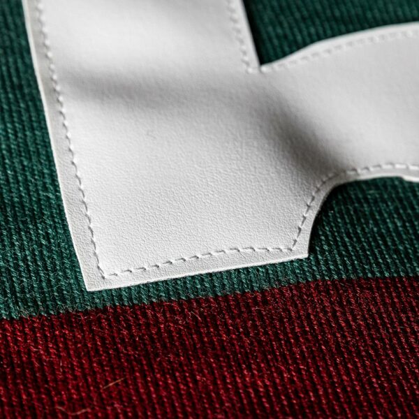 Maglia Ternana Vintage Style. Maglia Fere stile anni '60 in lana Heritage Collection delle Fere rossoverdi. Maglia stile retrò Banderari per Ternana Calcio